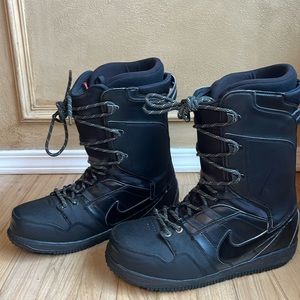 Nike Vapen SB Snowboard Boots